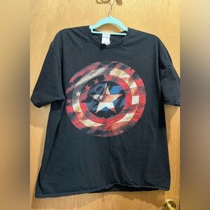 XL captain america tee